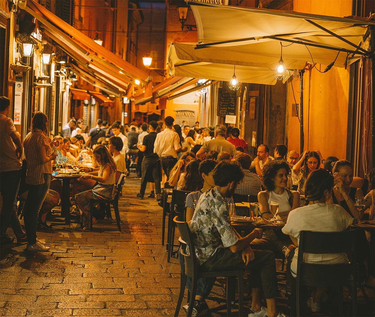 楽し気な雰囲気